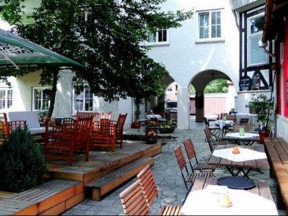 Photo: Brasserie in der alten Kirche